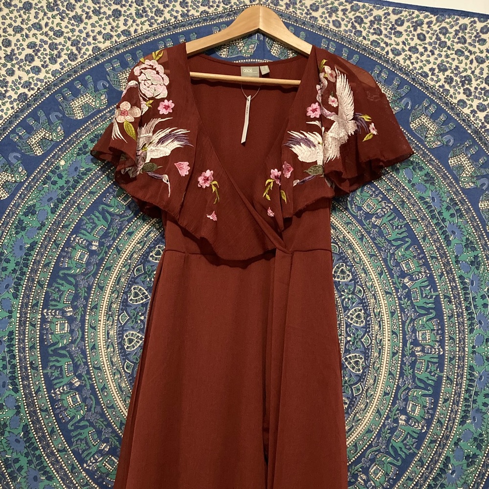 Beautiful ASOS NWT crane embroidered gown